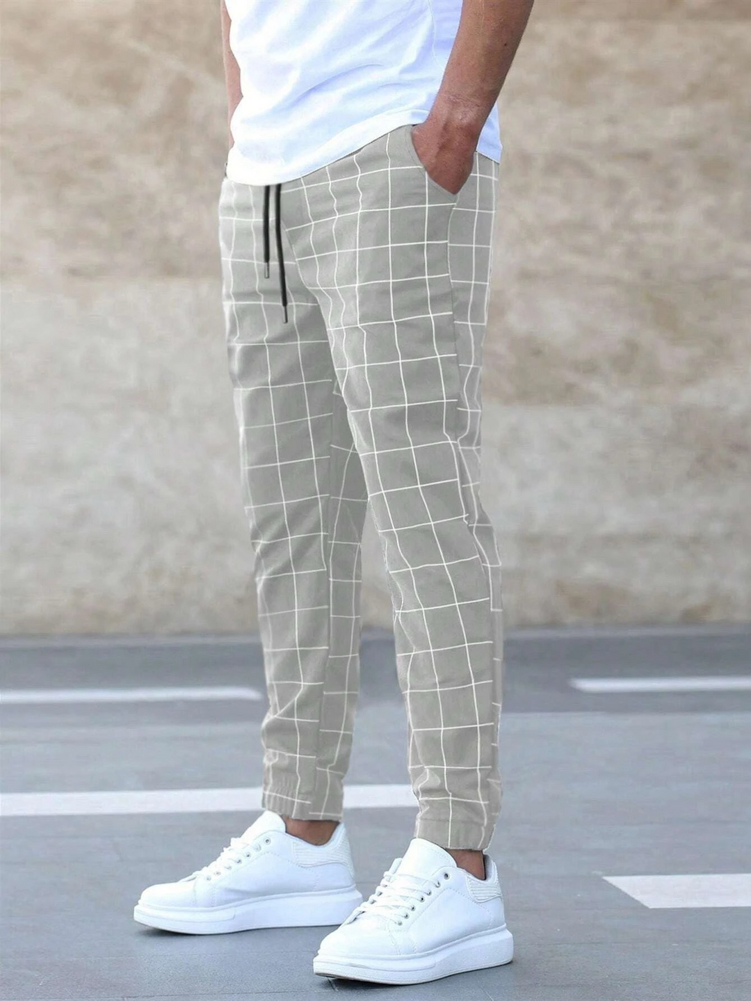 Mikkel | Elegantes Joggers de Cuadros