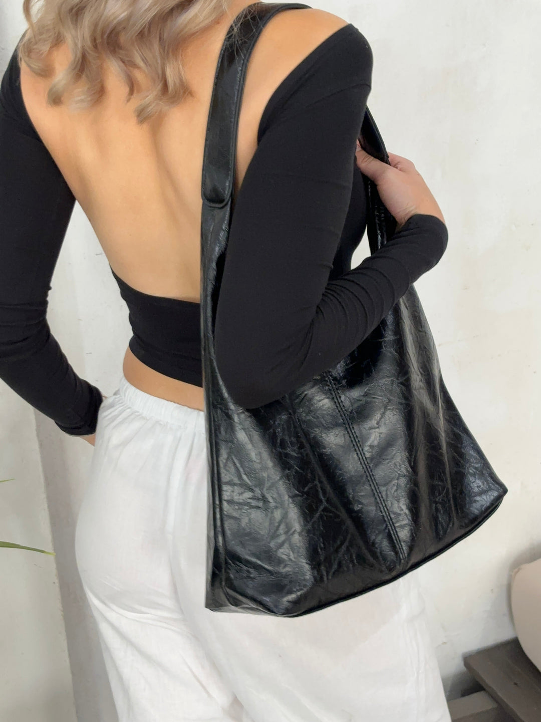 Jytte | Elegante bolso hobo negro