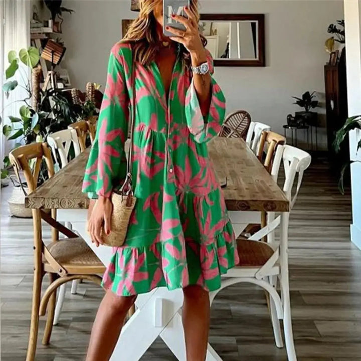 Petra | Vestido Tropical con Estampado y Botones